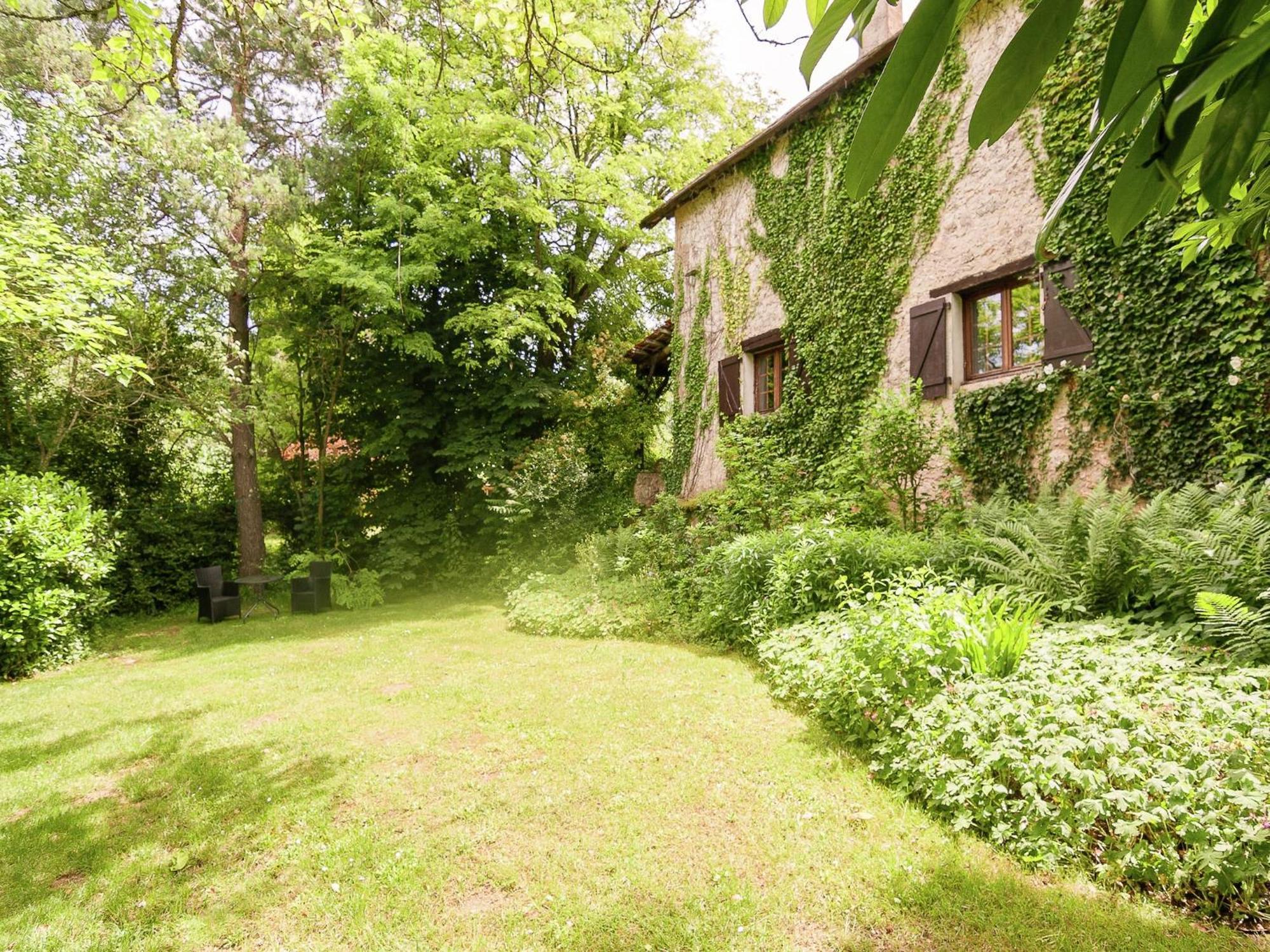 Cottage In Les Eyzies De Tayac Sireuil With Pool Meyrals Exteriör bild